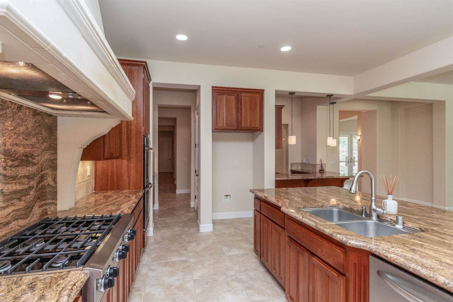 1865 Sorrell Circle, Rocklin, CA 95765