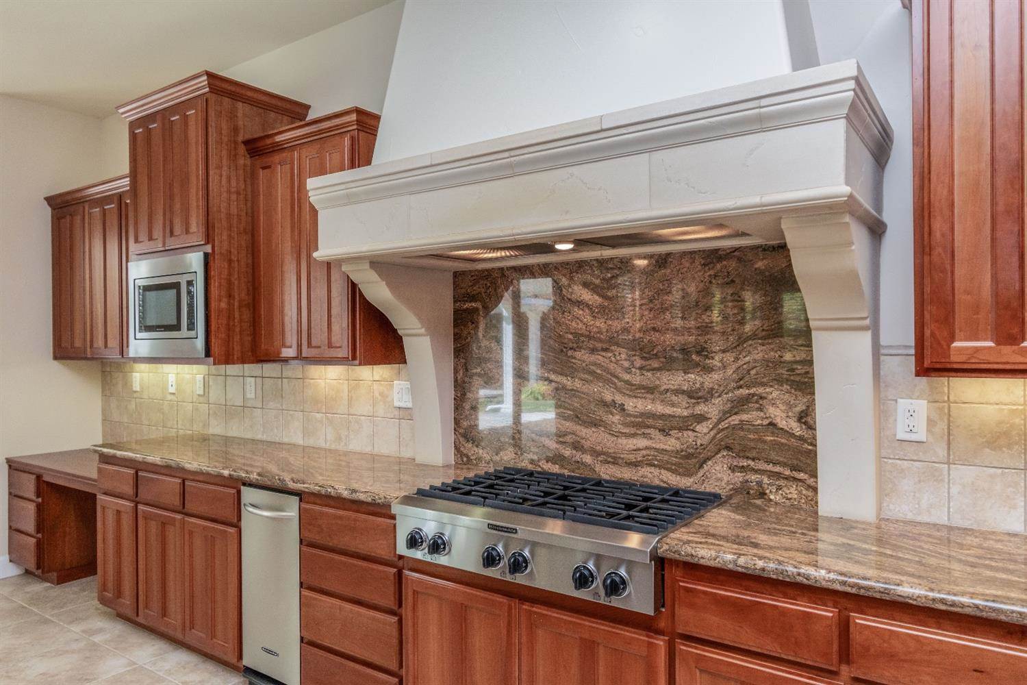 1865 Sorrell Circle, Rocklin, CA 95765