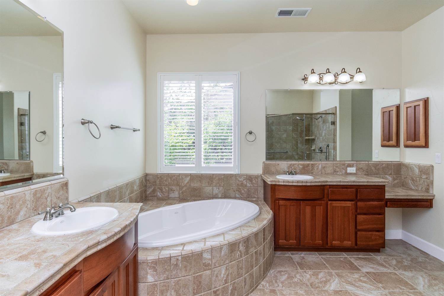 1865 Sorrell Circle, Rocklin, CA 95765