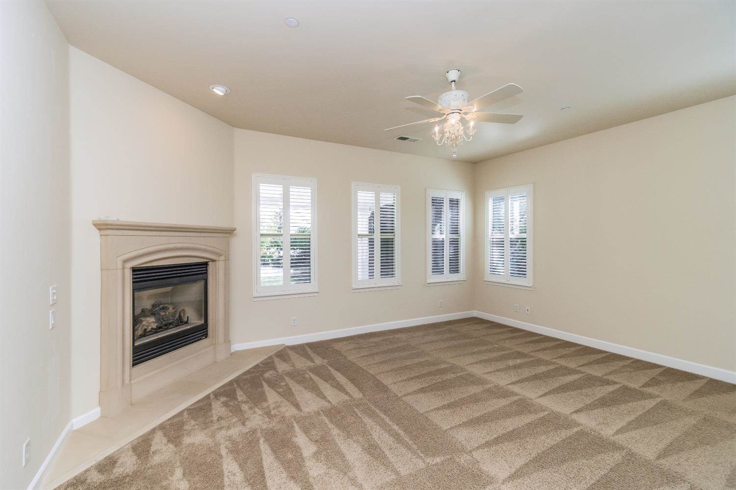 1865 Sorrell Circle, Rocklin, CA 95765