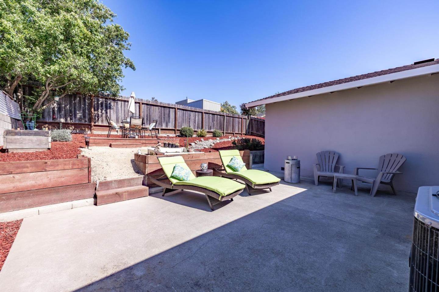 941 Suiter ST, Hollister, CA 95023