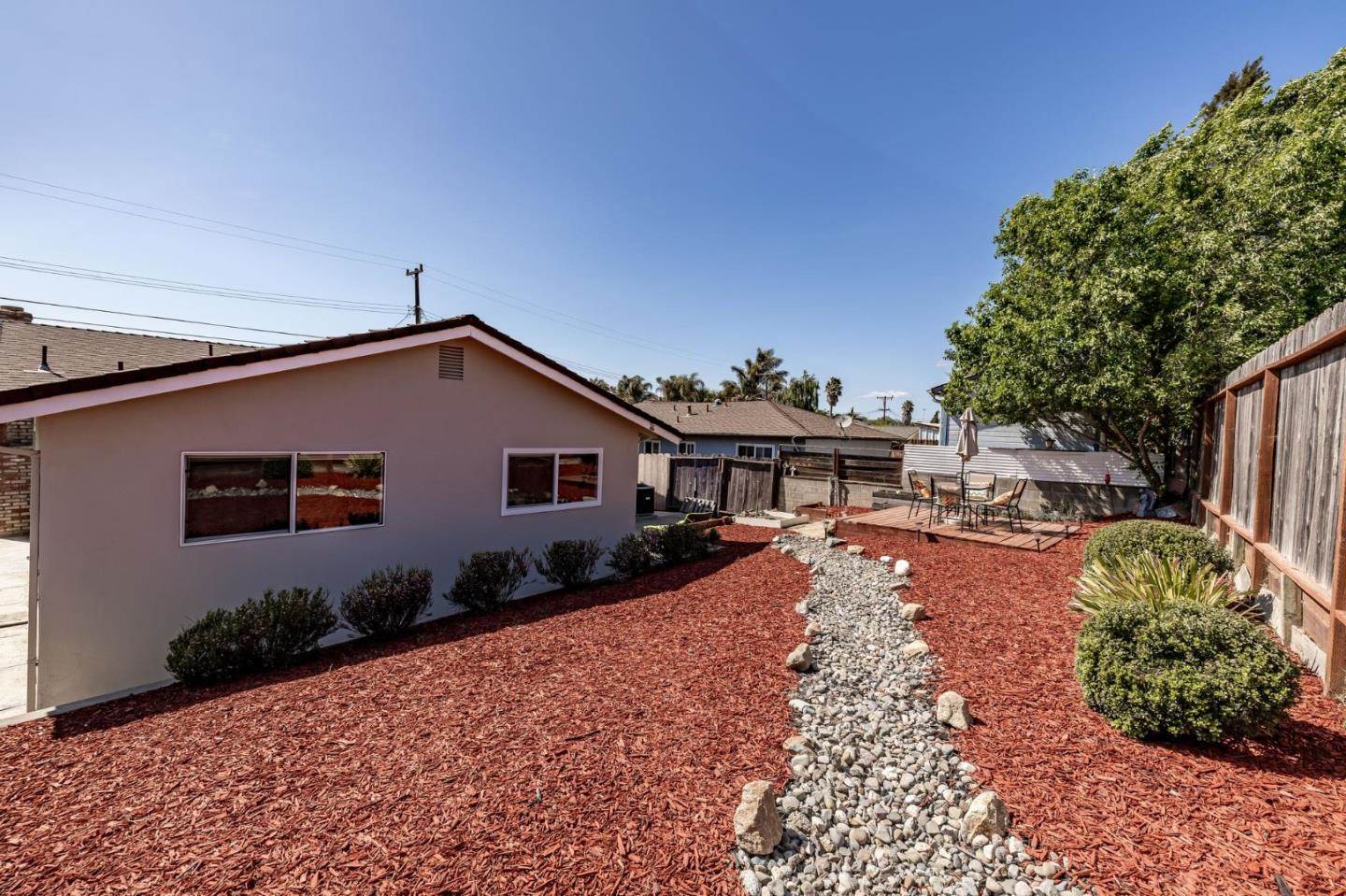 941 Suiter ST, Hollister, CA 95023