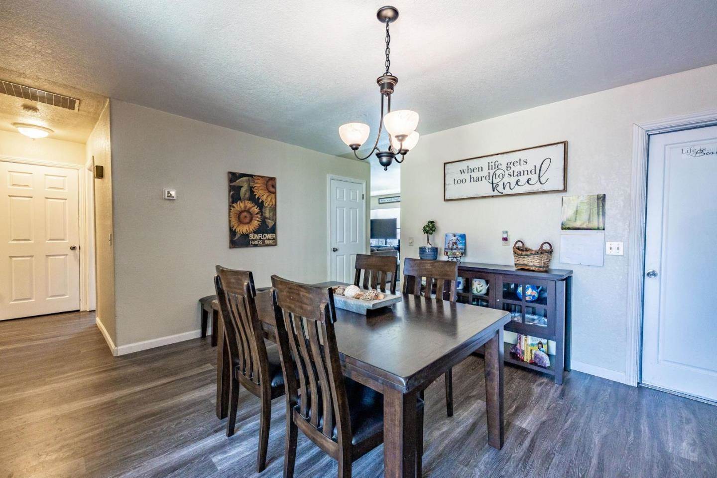 941 Suiter ST, Hollister, CA 95023