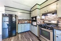 941 Suiter ST, Hollister, CA 95023