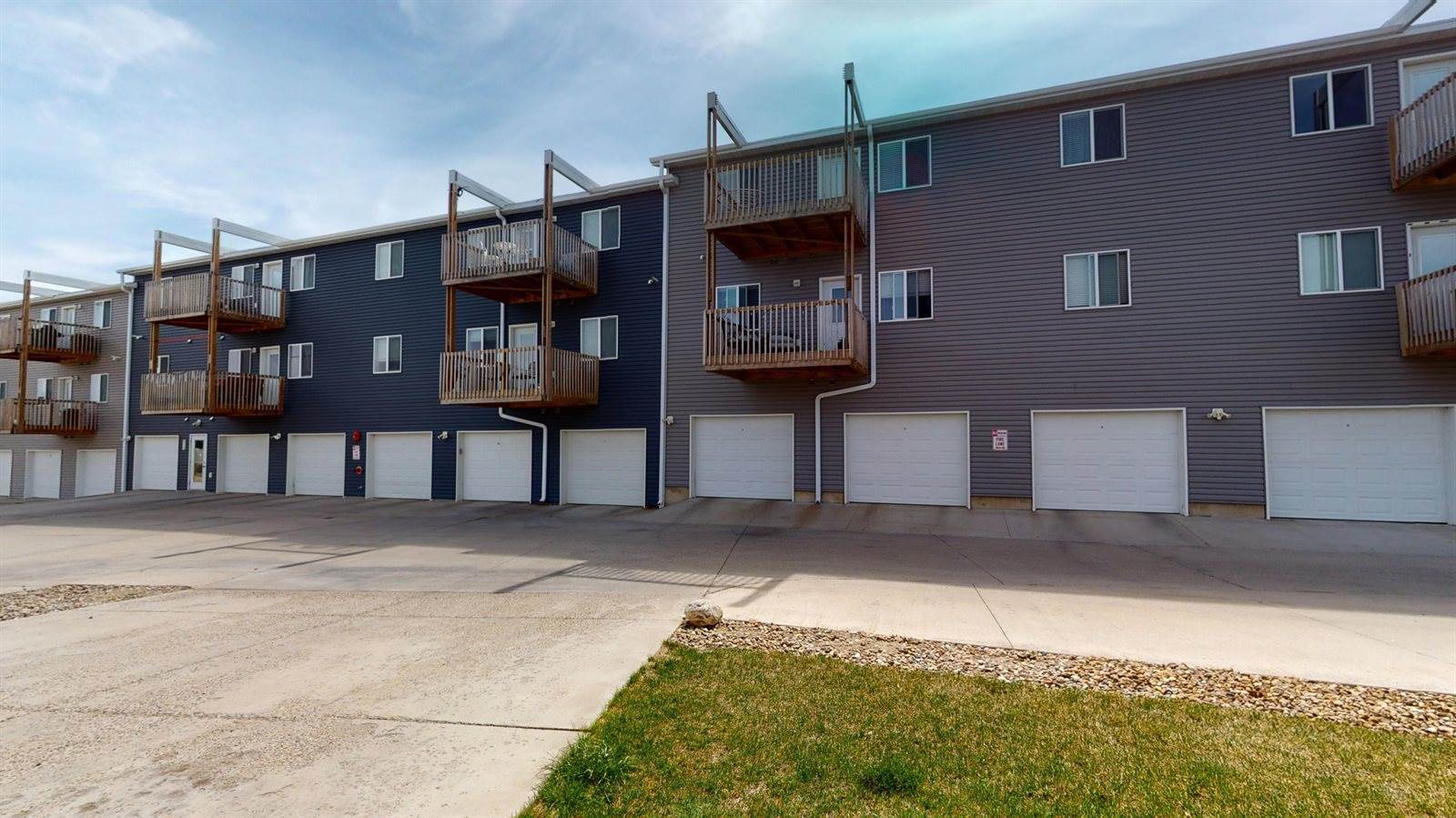 829 Canada Avenue, #10, Bismarck, ND 58503