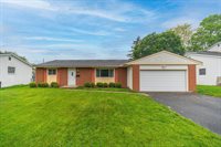 963 Amberly Place, Columbus, OH 43220