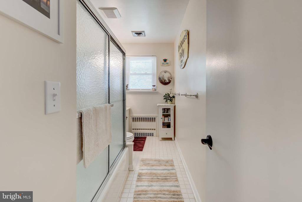 2609 Orchard Avenue, Ellicott City, MD 21043