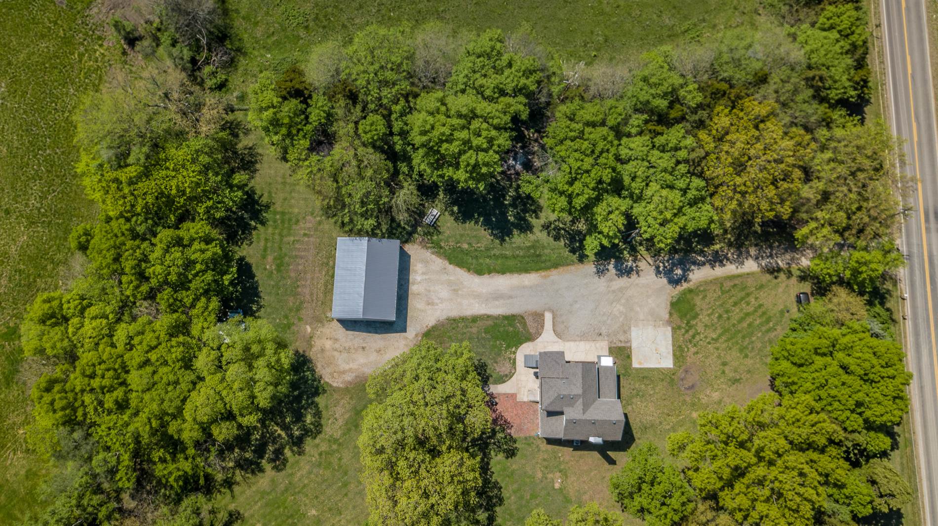 6132 SE Berryton RD, Berryton, KS 66409