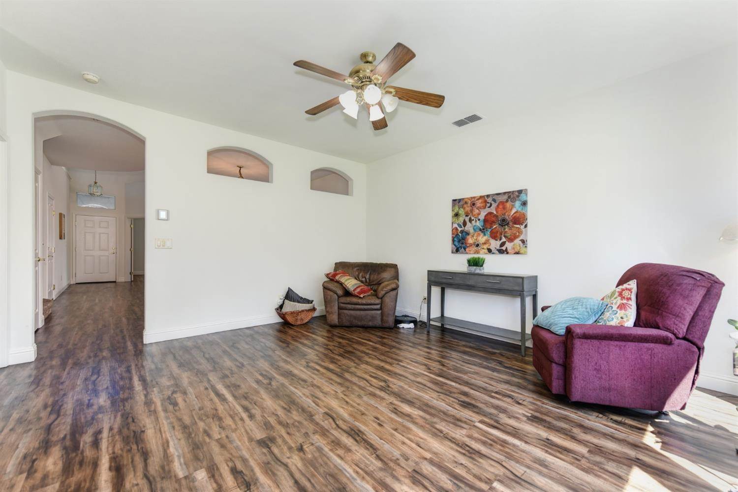 353 Bettencourt Drive, Roseville, CA 95678