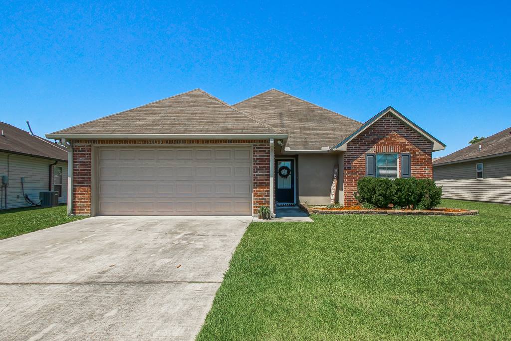 42294 Palmstone Ave, Prairieville, LA 70769