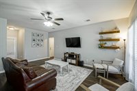 42294 Palmstone Ave, Prairieville, LA 70769