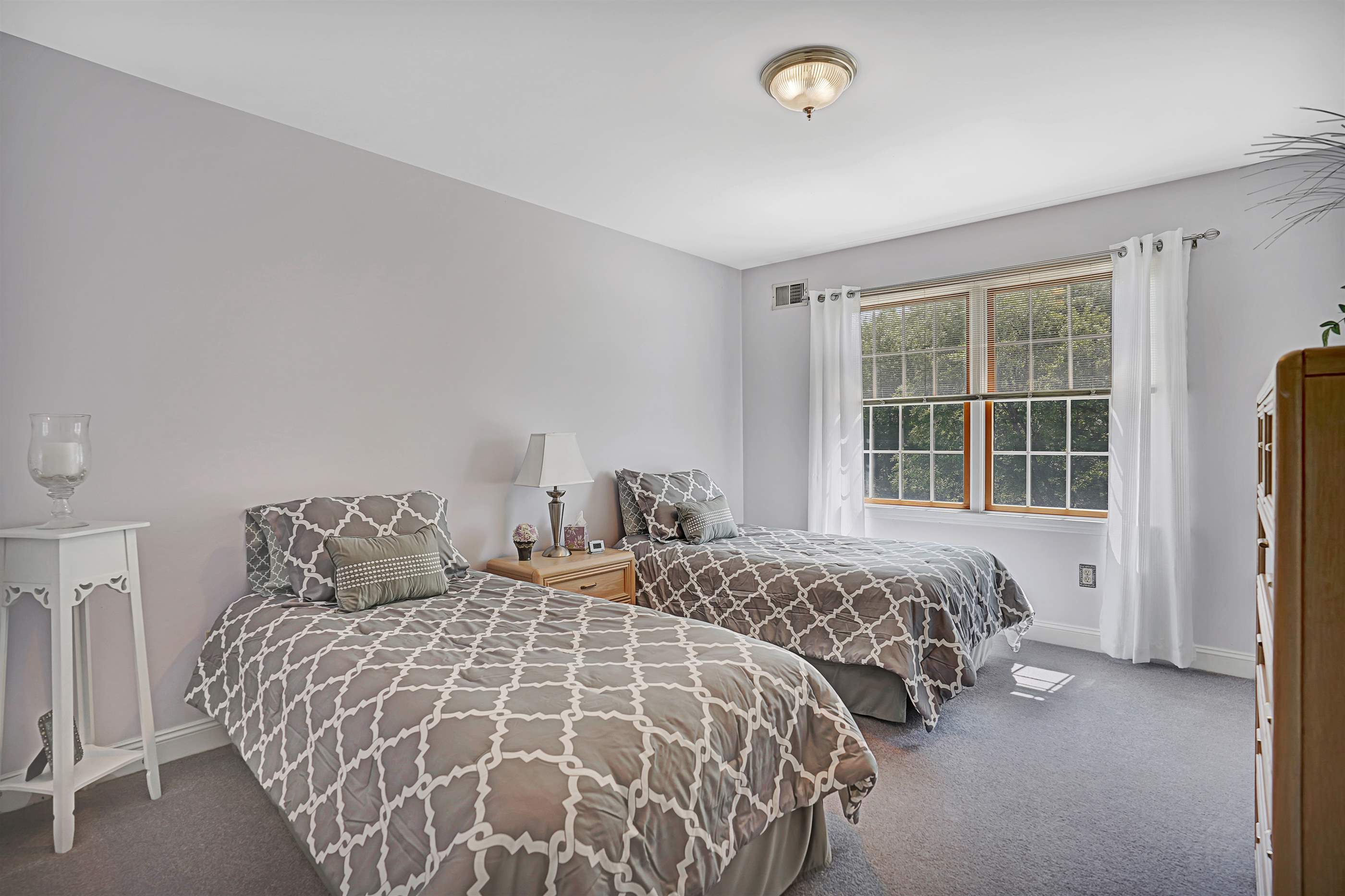 27 Joss Way, Long Hill Township, NJ 07946