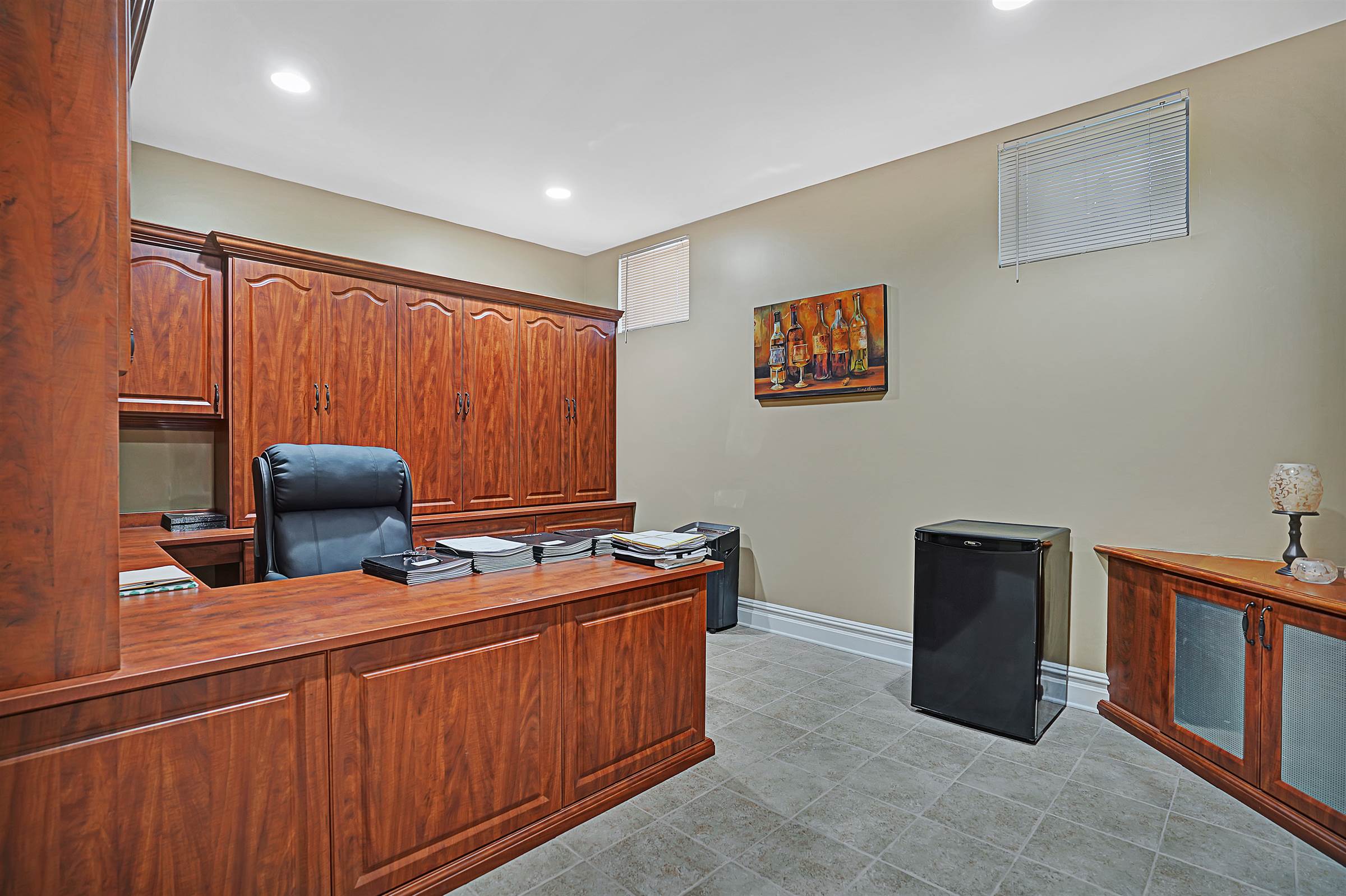 27 Joss Way, Long Hill Township, NJ 07946