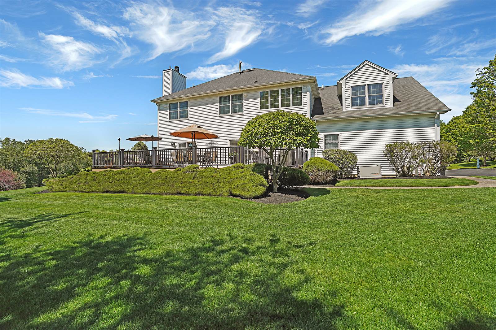 27 Joss Way, Long Hill Township, NJ 07946