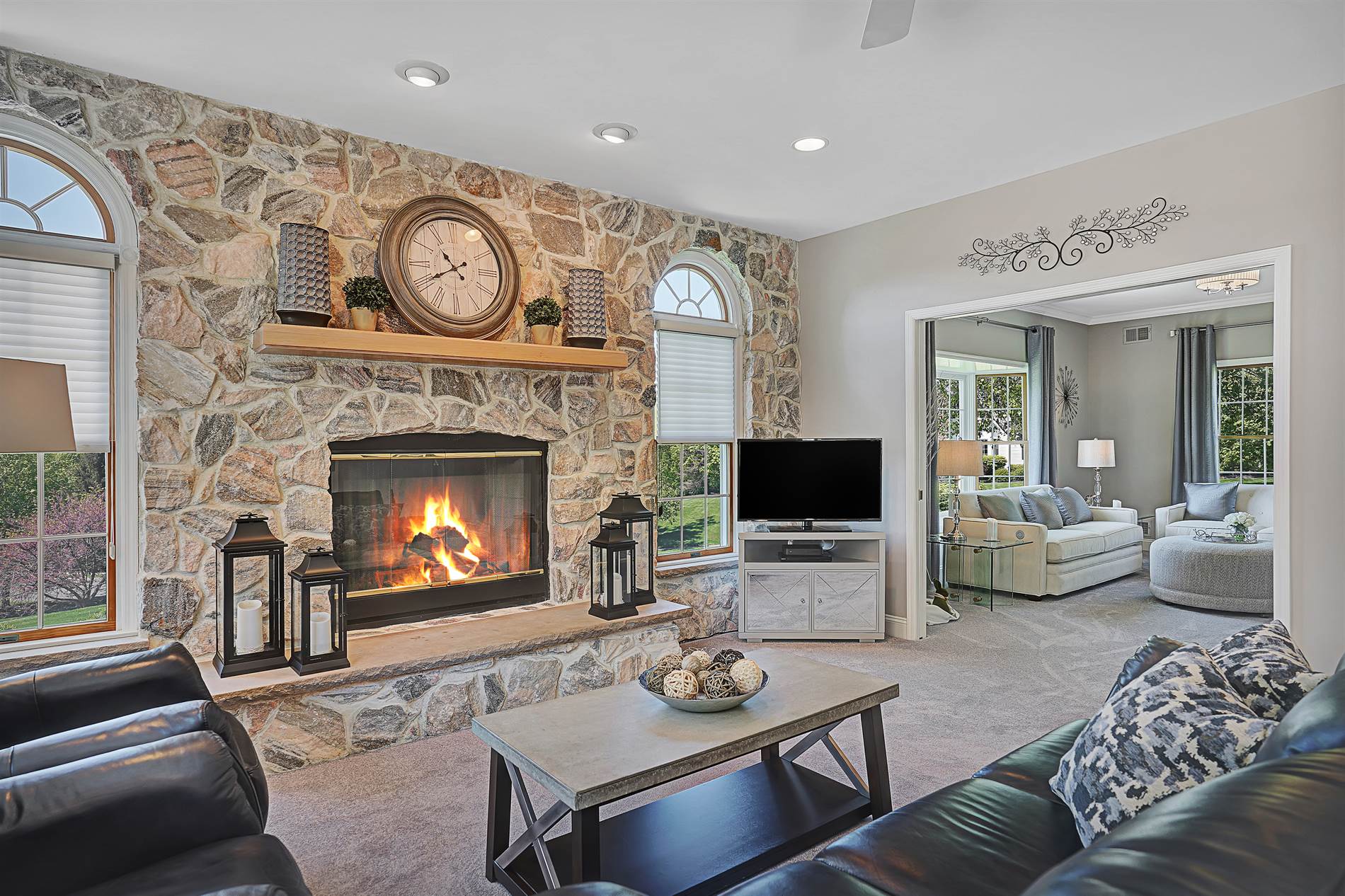 27 Joss Way, Long Hill Township, NJ 07946