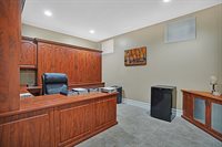 27 Joss Way, Long Hill Township, NJ 07946