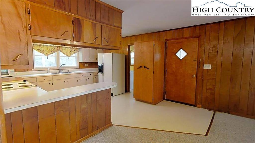 251 Lynn Hill Road, Boone, NC 28607