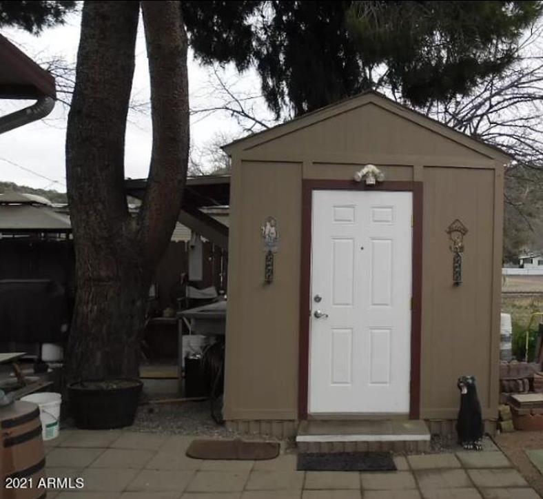 731 N Stagecoach Trl, Roosevelt, AZ 85545