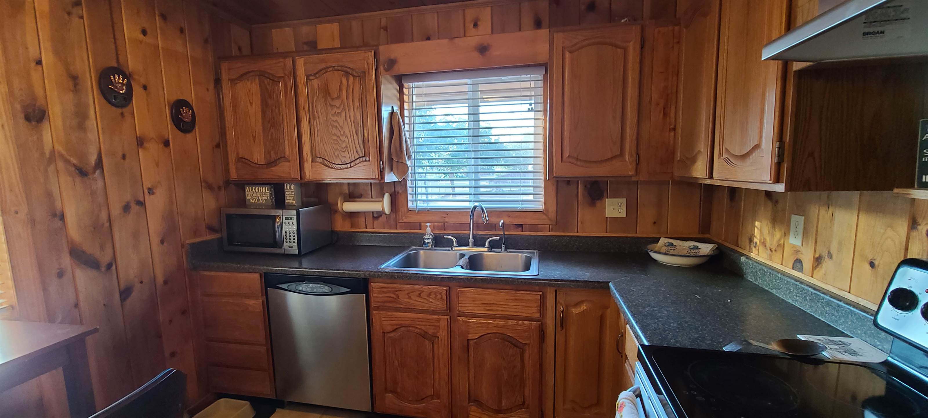 731 N Stagecoach Trl, Roosevelt, AZ 85545