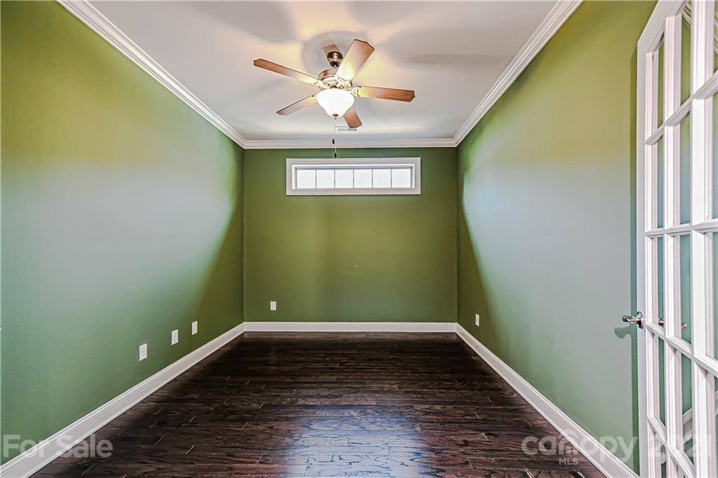 8109 Parknoll Drive, Huntersville, NC 28078