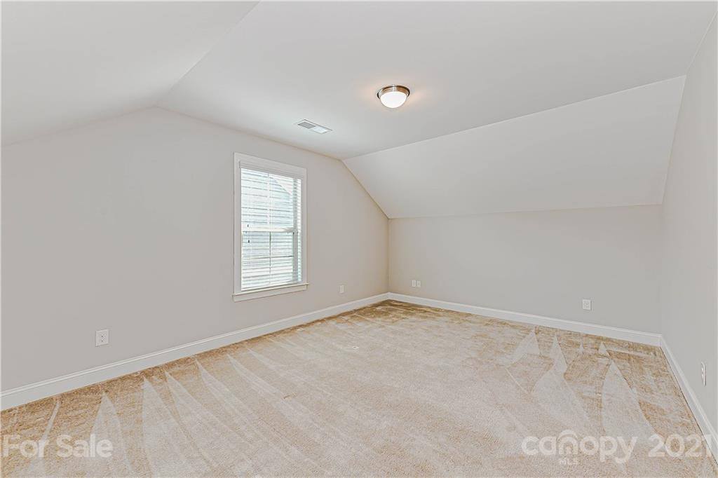 8109 Parknoll Drive, Huntersville, NC 28078