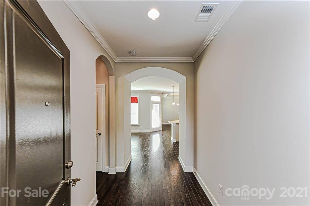 8109 Parknoll Drive, Huntersville, NC 28078
