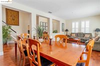 2397 Berkshire Ln, Brentwood, CA 94513