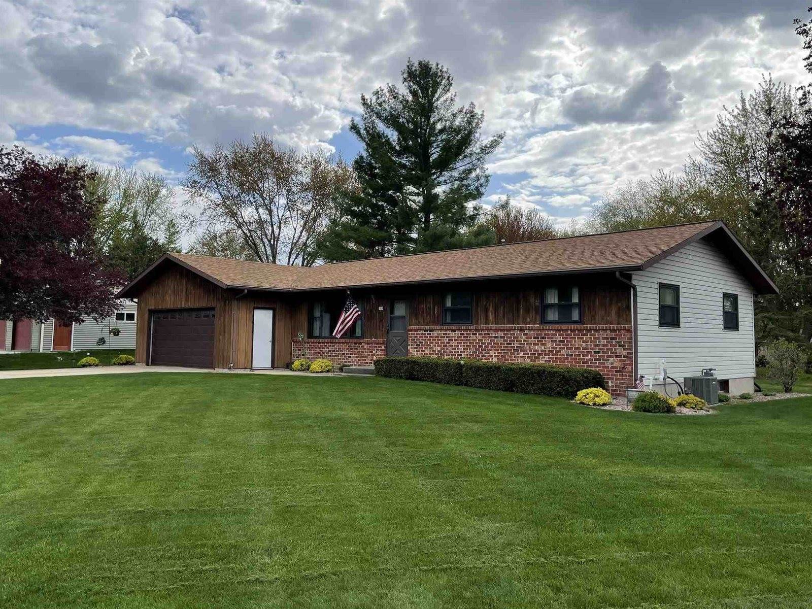 528 N Hume Avenue, Marshfield, WI 54449