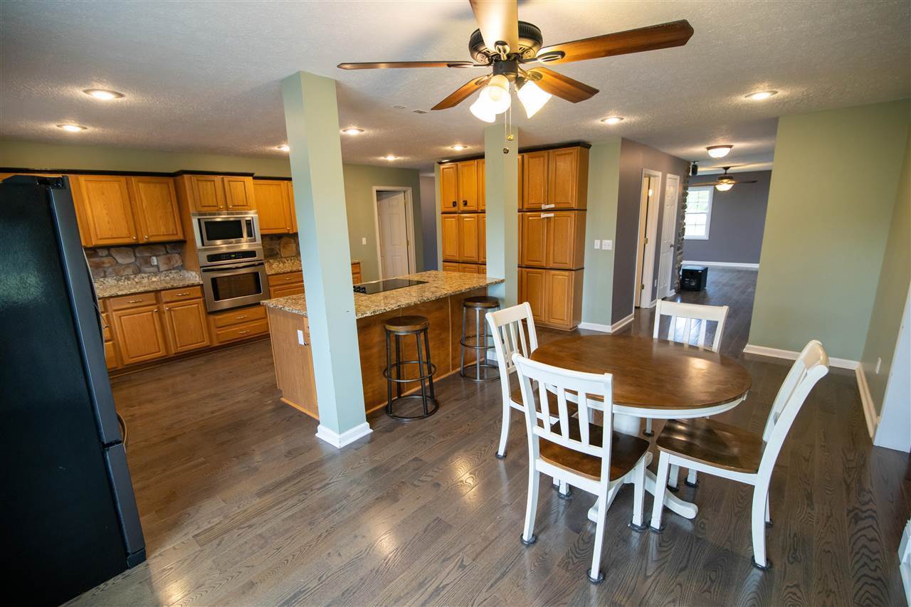 151 Stewart Lane, Woodburn, KY 42170