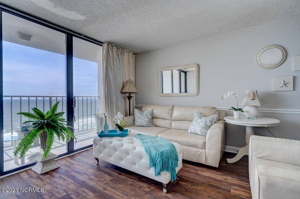 1615 Lake Park Boulevard South, Unit 904, Carolina Beach, NC 28428