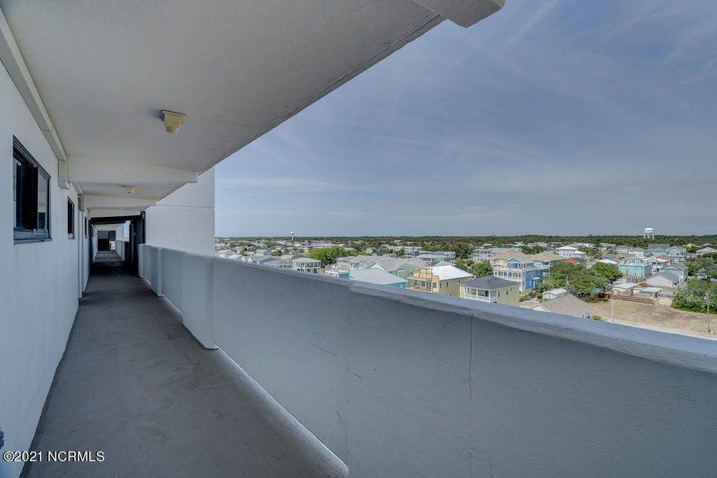 1615 Lake Park Boulevard South, Unit 904, Carolina Beach, NC 28428