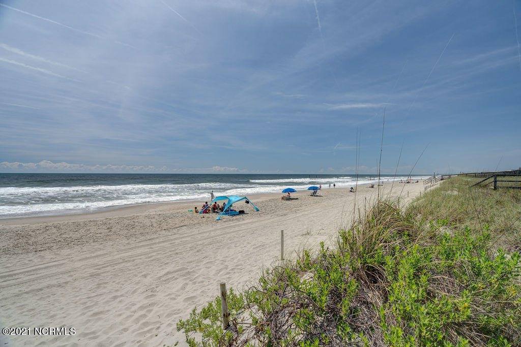 1615 Lake Park Boulevard South, Unit 904, Carolina Beach, NC 28428