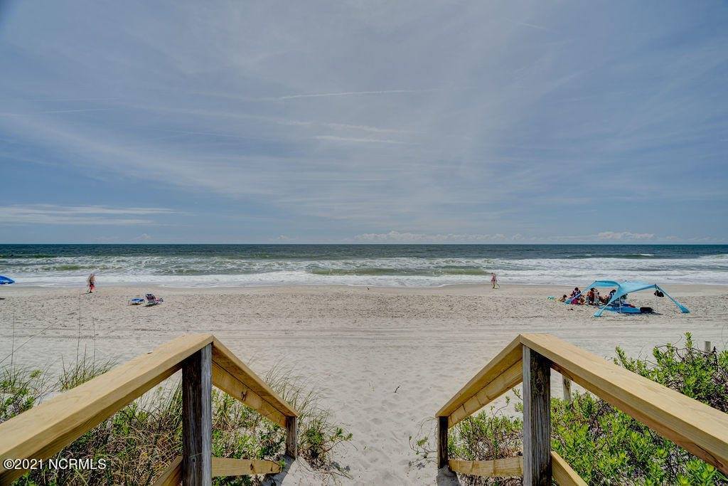 1615 Lake Park Boulevard South, Unit 904, Carolina Beach, NC 28428