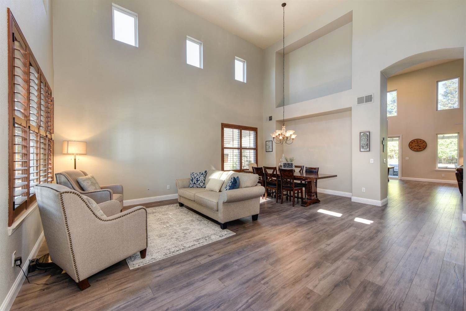 3080 Big Bear Dr, Roseville, CA 95747