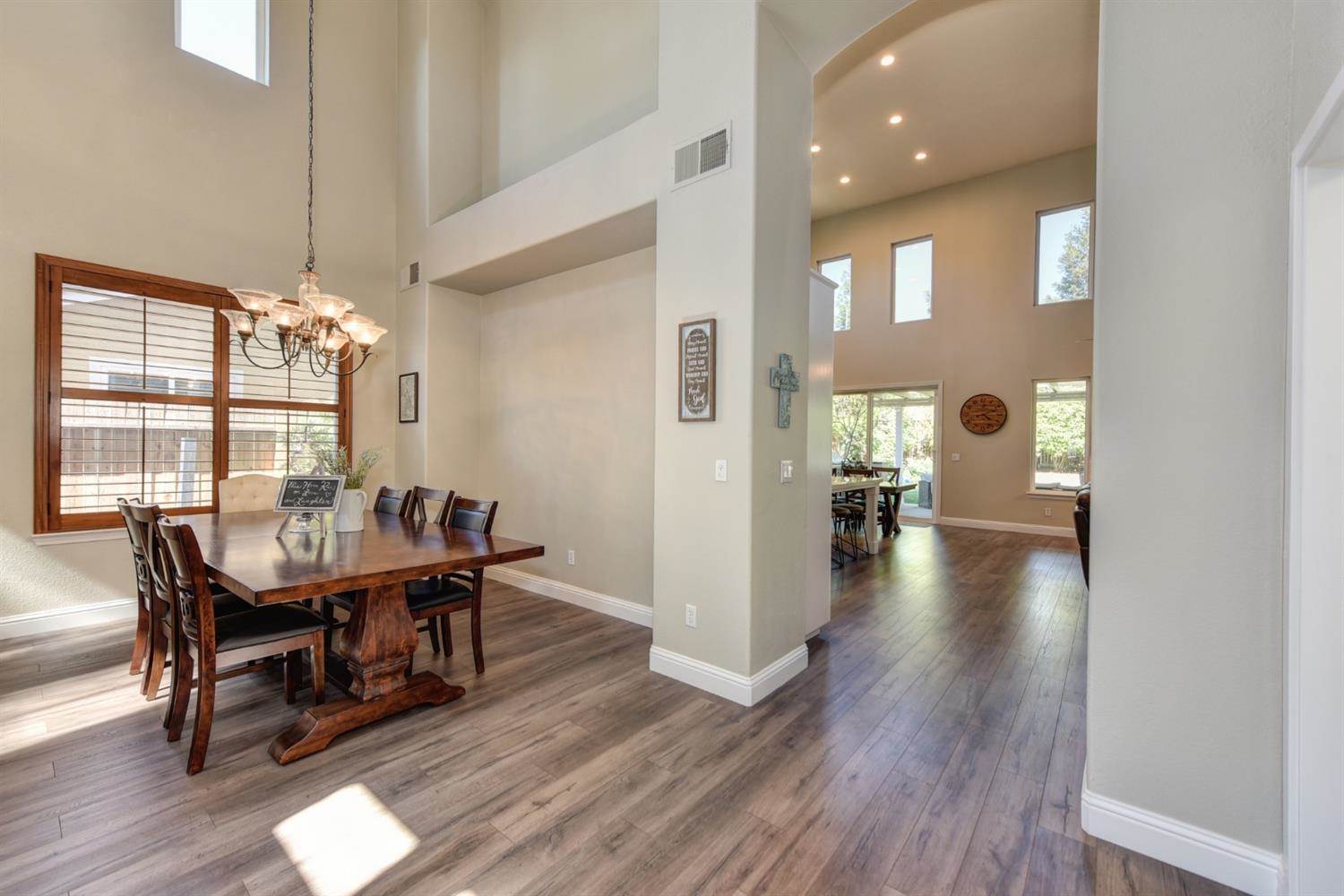 3080 Big Bear Dr, Roseville, CA 95747