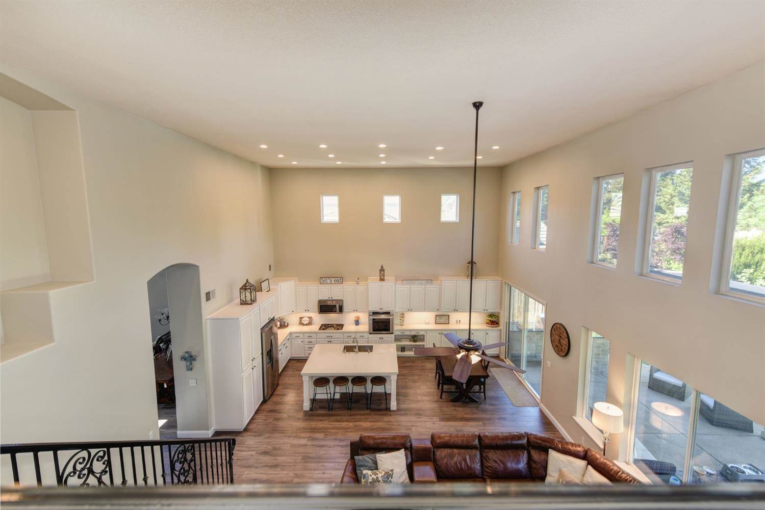 3080 Big Bear Dr, Roseville, CA 95747