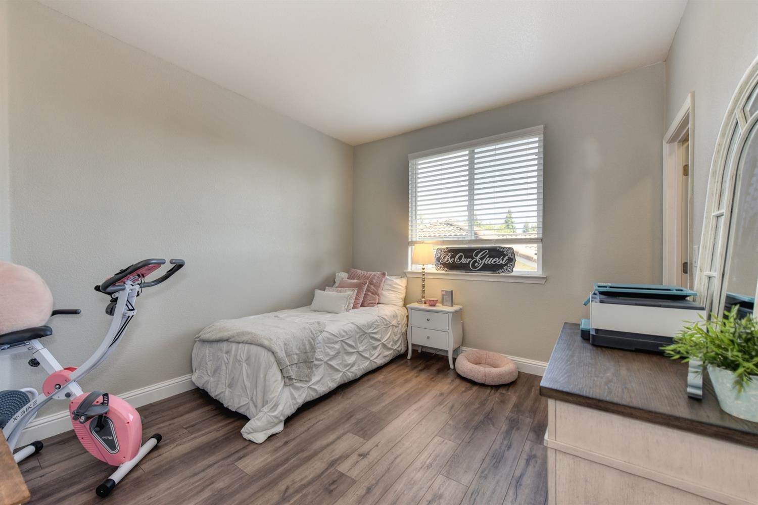 3080 Big Bear Dr, Roseville, CA 95747