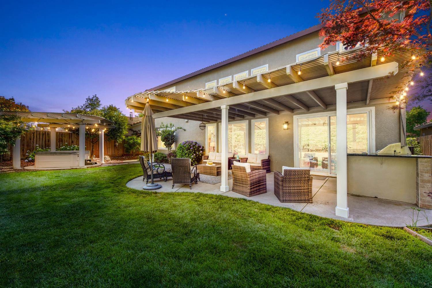 3080 Big Bear Dr, Roseville, CA 95747