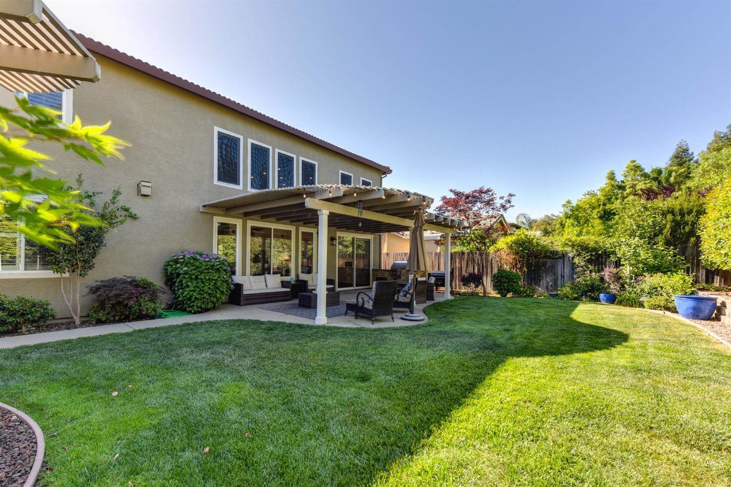 3080 Big Bear Dr, Roseville, CA 95747