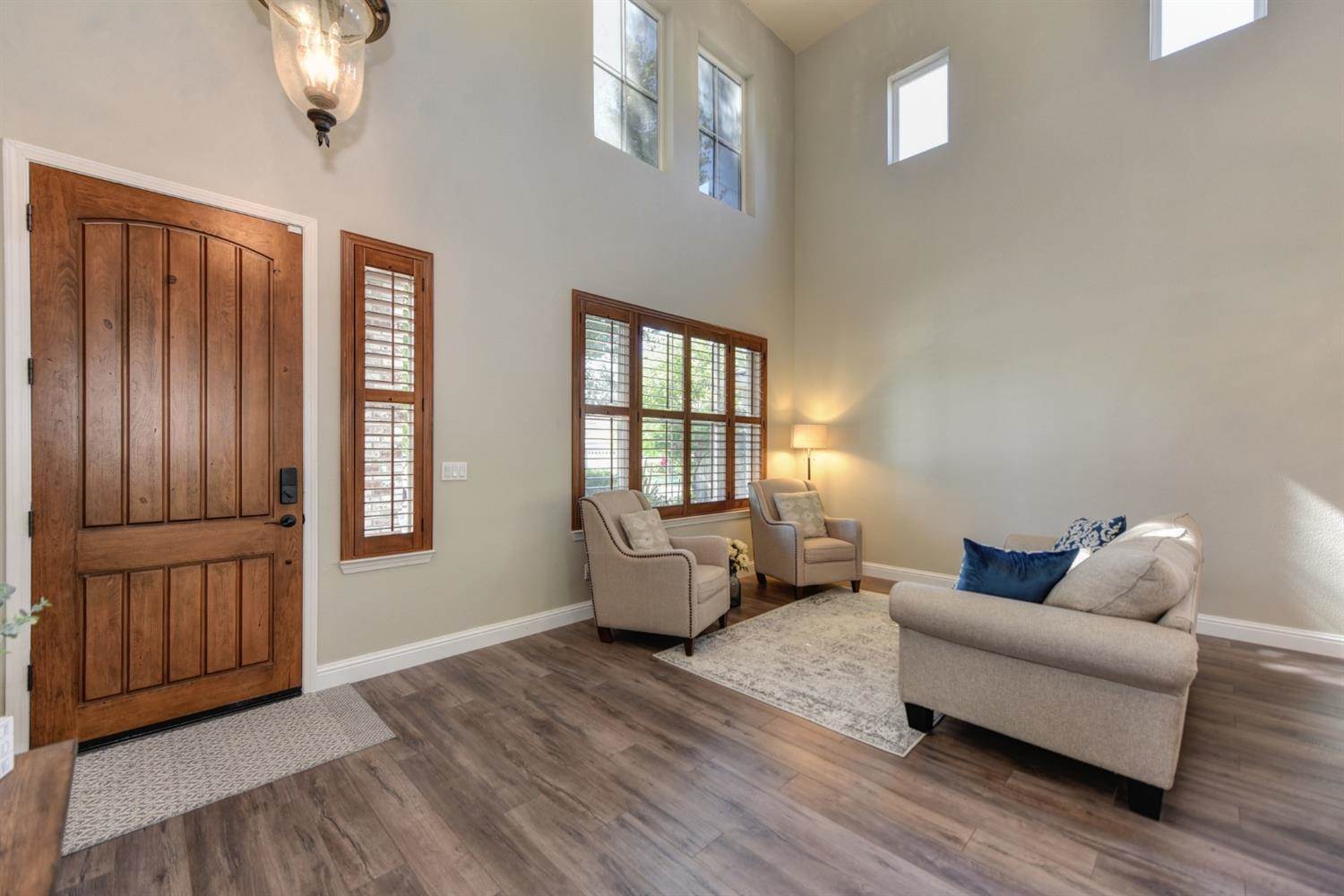 3080 Big Bear Dr, Roseville, CA 95747