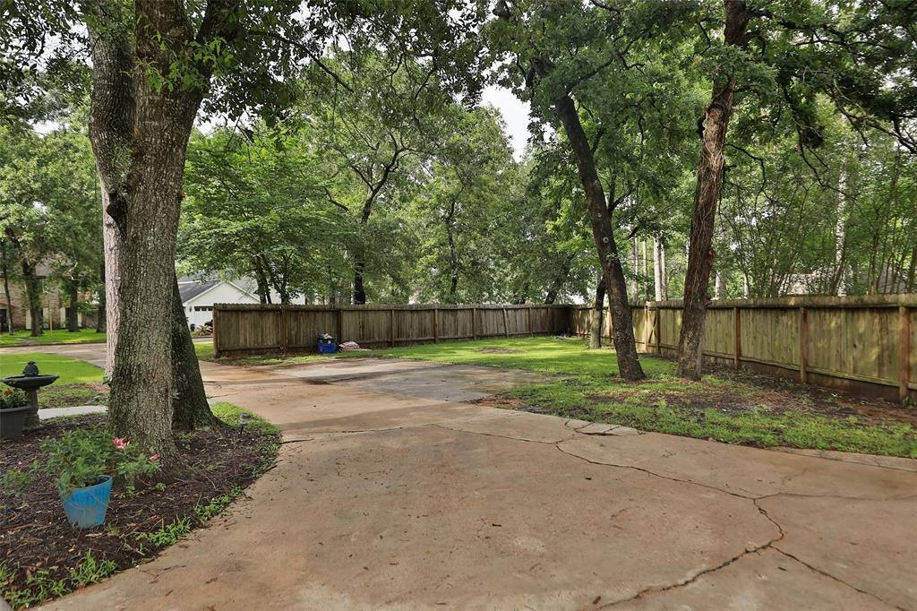 7503 Theisswood Road, Spring, TX 77379