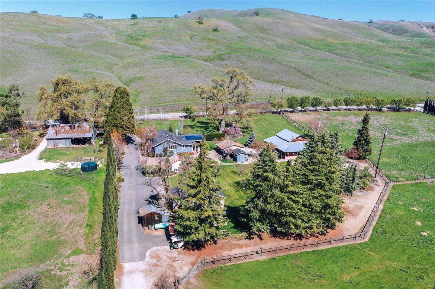 13150 Cienega RD, Hollister, CA 95023