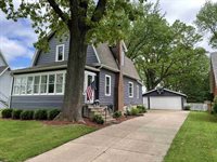 805 S Spruce Avenue, Marshfield, WI 54449