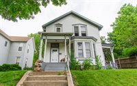 613 Atchison St, Atchison, KS 66002