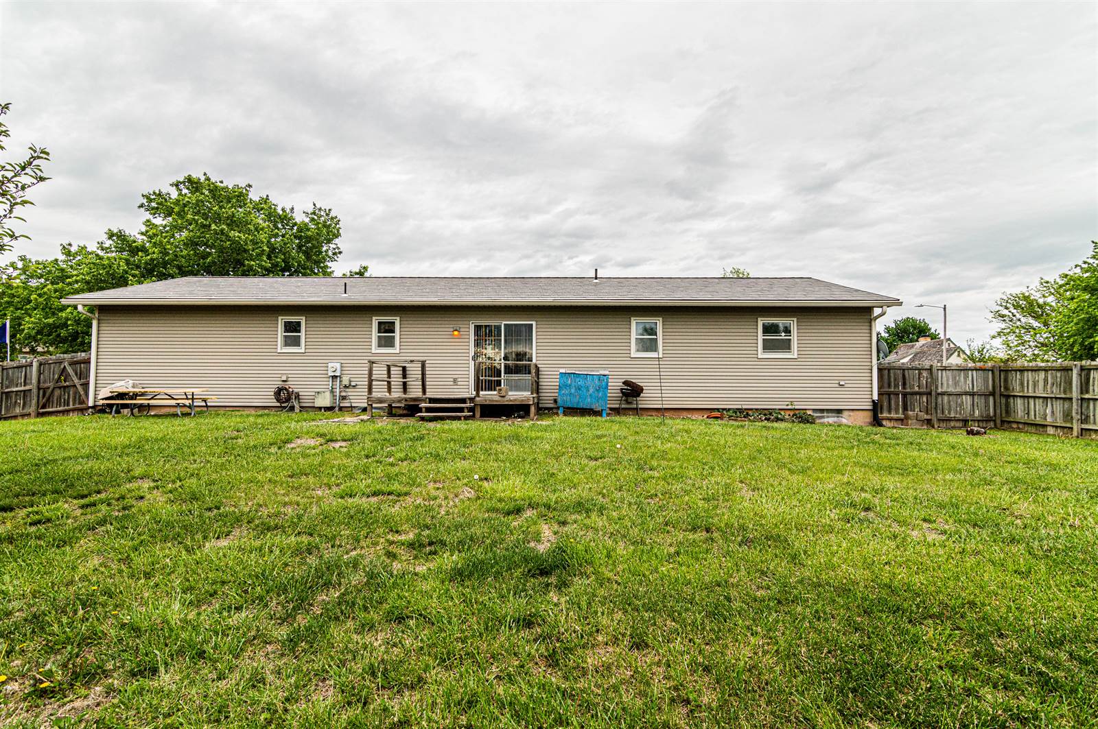 526 Wheatland Drive, Junction City, KS 66441