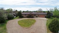 7301 3rd Ave East, Williston, ND 58801
