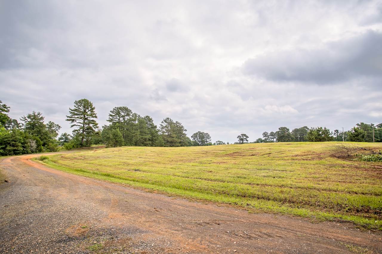 21838 Mixon Rd, #21838 county road 2177, Troup, TX 75789