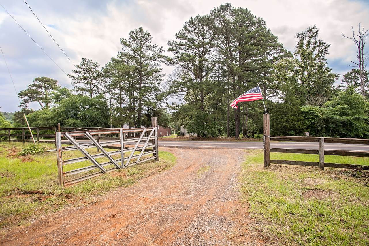 21838 Mixon Rd, #21838 county road 2177, Troup, TX 75789