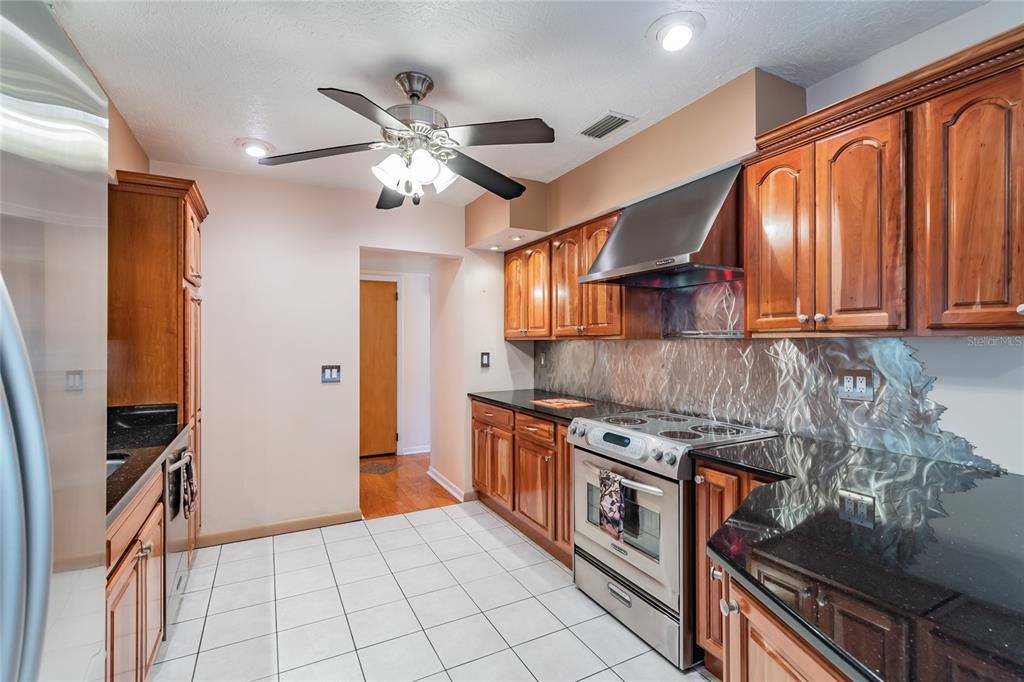 1371 Campbell Court, Clearwater, FL 33756