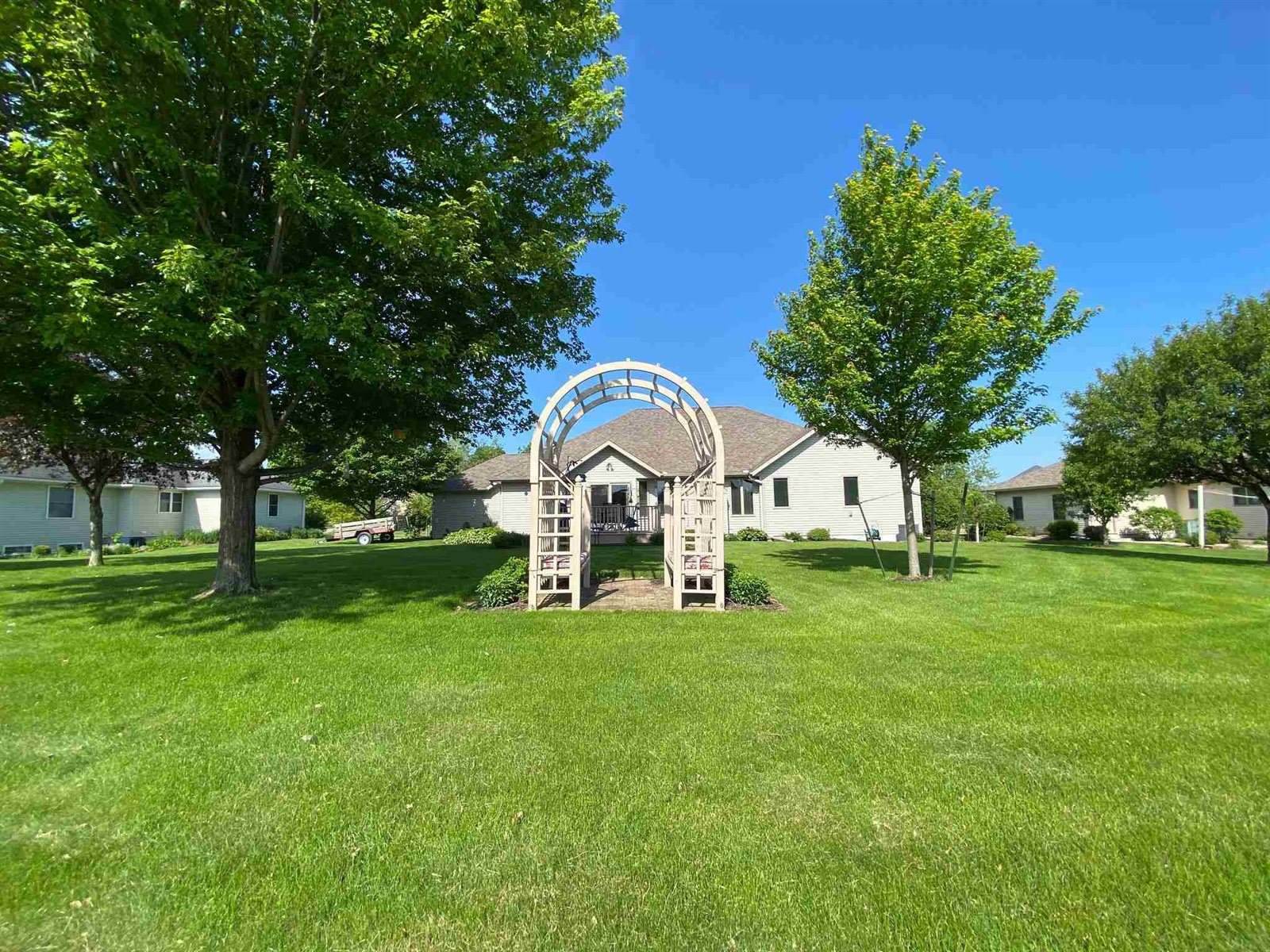 407 S Sycamore Avenue, Marshfield, WI 54449